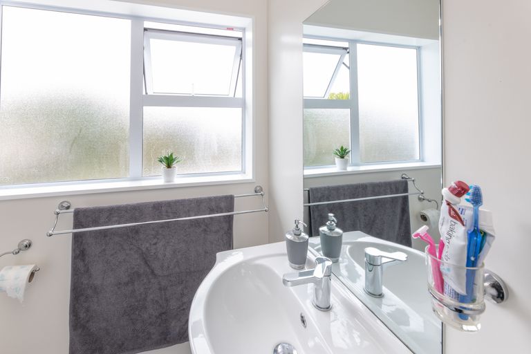 Photo of property in 39 Rowan Avenue, Aranui, Christchurch, 8061