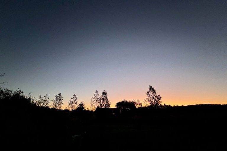 Photo of property in 10/3 Severn Street, Island Bay, Wellington, 6023