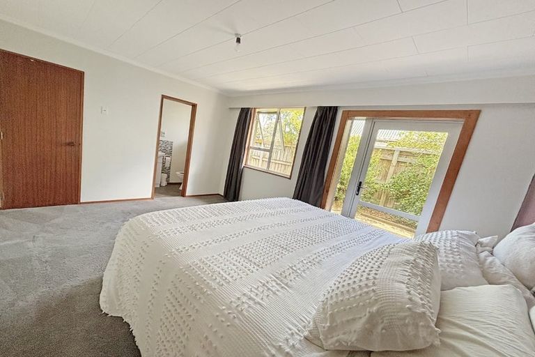 Photo of property in 35 Thomas Place, Foxton Beach, Foxton, 4815