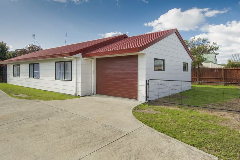 Photo of property in 7b Lyn Grove, Papamoa Beach, Papamoa, 3118