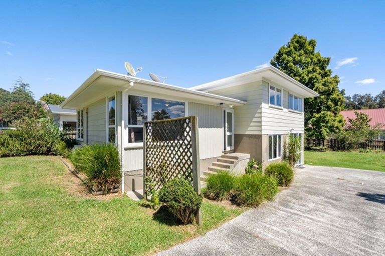 Photo of property in 4 Cresta Place, Onerahi, Whangarei, 0110