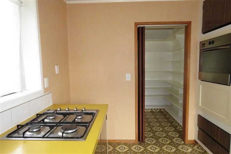 Photo of property in 29 Truby King Street, Merrilands, New Plymouth, 4312