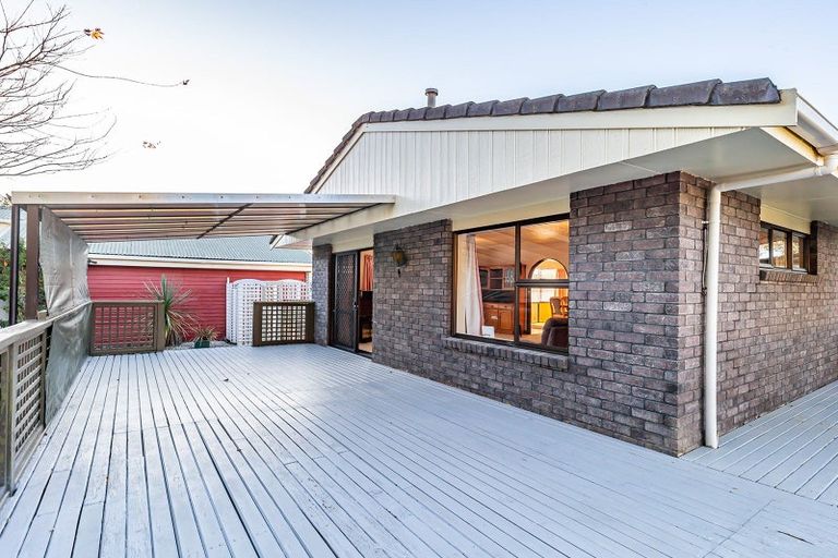 Photo of property in 70a Highbury Drive, Levin, 5510