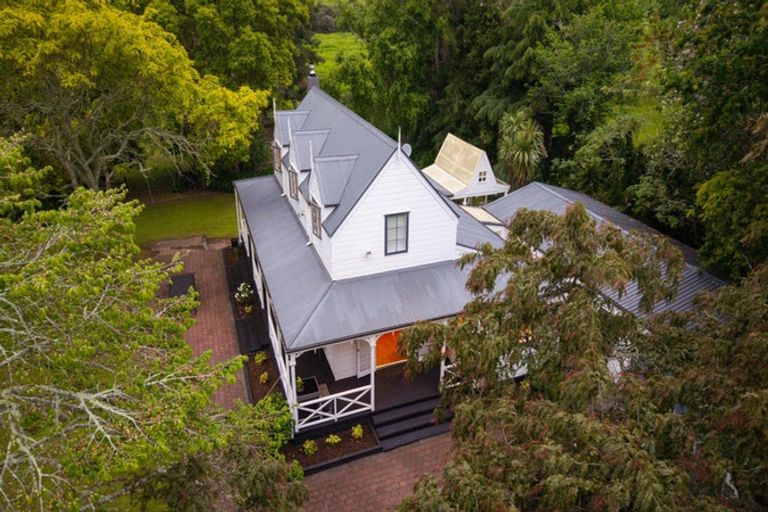 Photo of property in 438 Kaipara Coast Highway, Helensville, Kaukapakapa, 0871