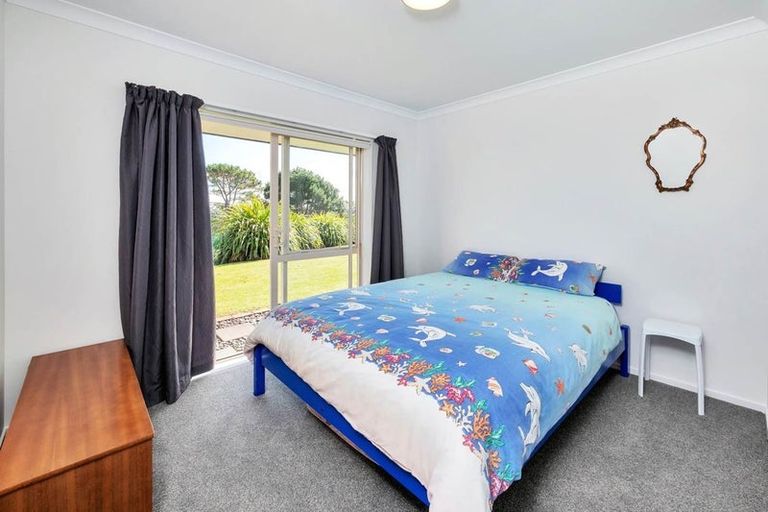 Photo of property in 150 Kennedy Road, Dairy Flat, Albany, 0792