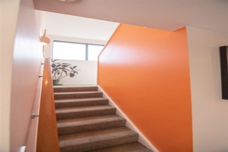 Photo of property in 2/165 Peverel Street, Riccarton, Christchurch, 8041