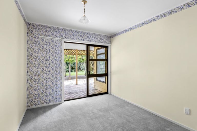 Photo of property in 117 Brick Bay Drive, Sandspit, Warkworth, 0982