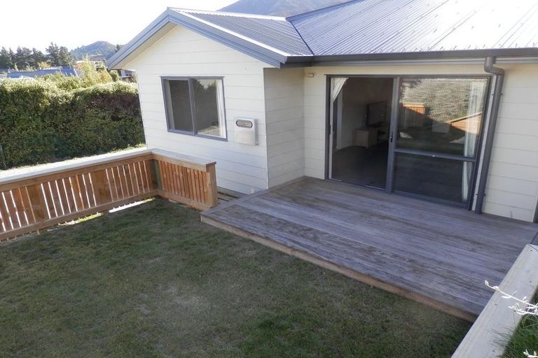 Photo of property in 37 Noema Terrace, Lake Hawea, Wanaka, 9382