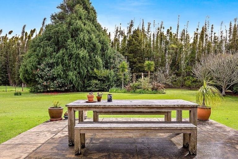 Photo of property in 28 Karaka Road, Whenuapai, Auckland, 0618