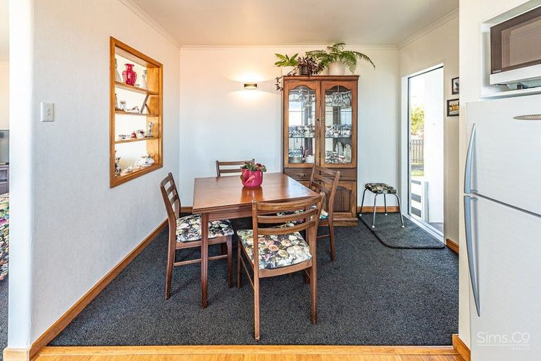 Photo of property in 7 Tower Crescent, Durie Hill, Whanganui, 4500