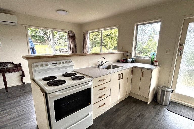 Photo of property in 2/20 Morton Avenue, Forrest Hill, Auckland, 0620