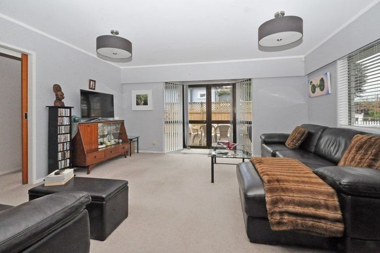 Photo of property in 30a King Street, Papatoetoe, Auckland, 2104