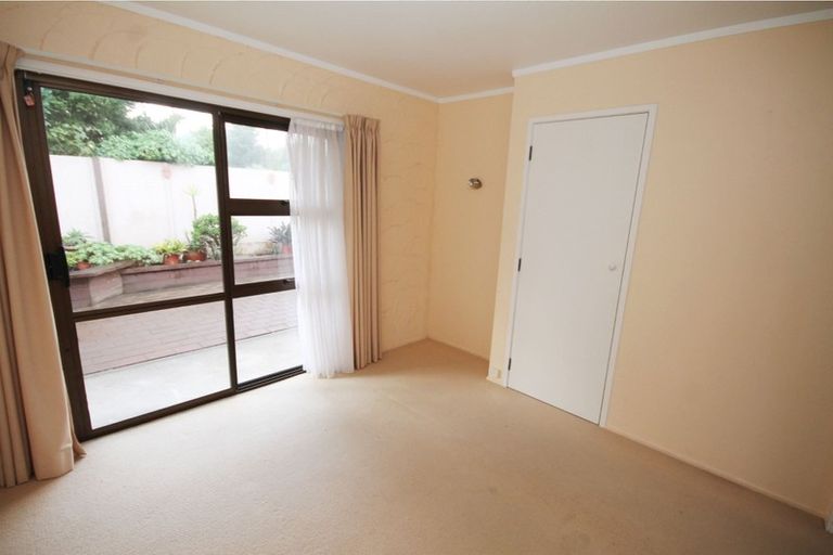 Photo of property in 563 Weymouth Road, Weymouth, Auckland, 2103
