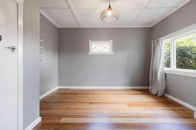 Photo of property in 117 Forest Lake Road, Forest Lake, Hamilton, 3200