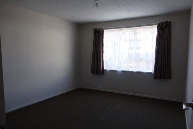 Photo of property in 2/15 Bonar Place, Woolston, Christchurch, 8062