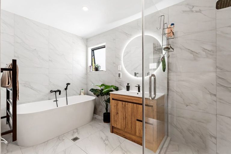 Photo of property in 49 Kea Road, Silverdale, 0932