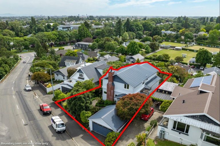 Photo of property in 7 Hackthorne Road, Cashmere, Christchurch, 8022