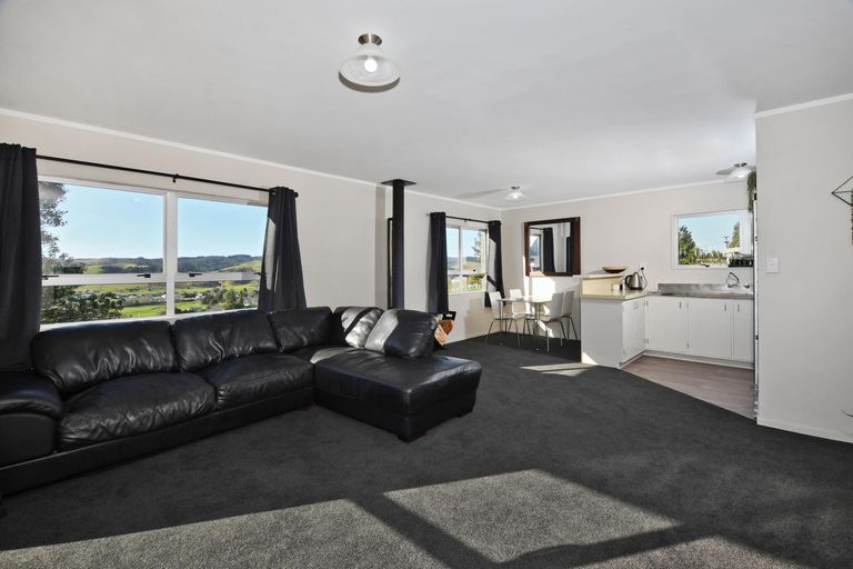 Photo of property in 7 Boundary Road, Hikurangi, 0114