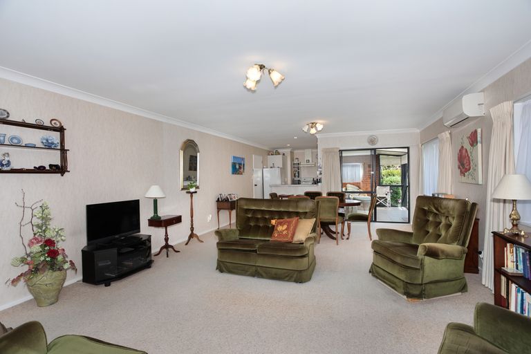 Photo of property in 336a Featherston Street, Palmerston North, 4414