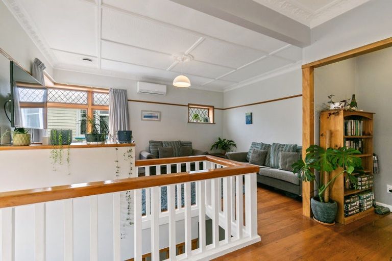 Photo of property in 4 Curtis Street, Northland, Wellington, 6012