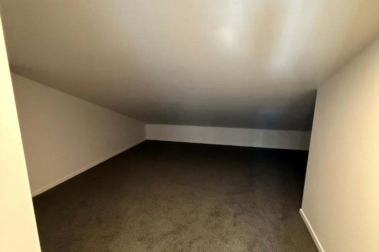 Photo of property in 12 Kamahi Place, Paraparaumu, 5032