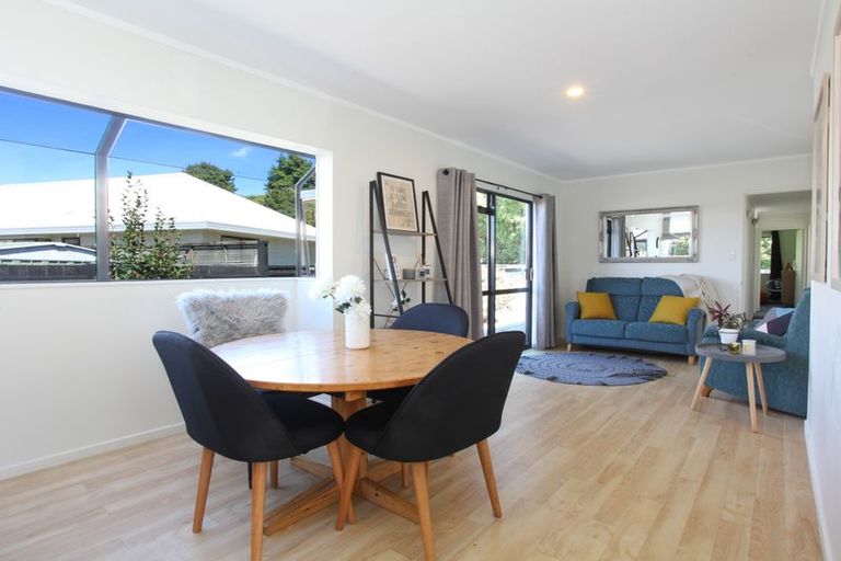 Photo of property in 44 Ashley Street, St Andrews, Hamilton, 3200