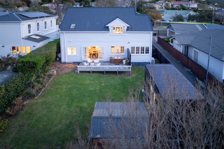 Photo of property in 374 Karori Road, Karori, Wellington, 6012
