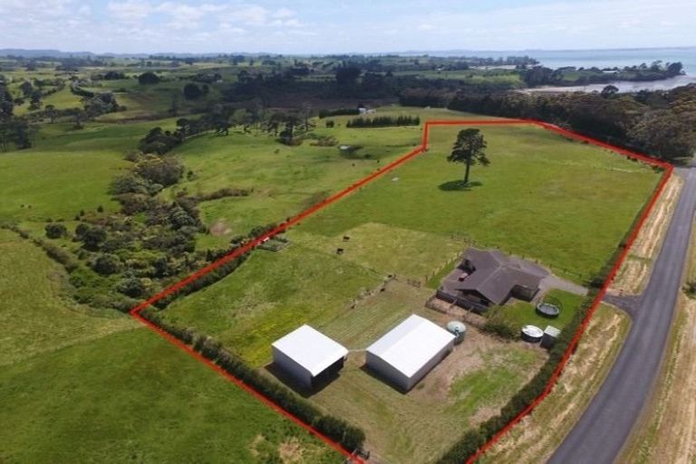 Photo of property in 121 Brook Road, Awhitu, Waiuku, 2684
