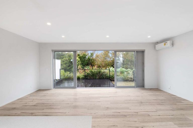 Photo of property in 3a Nohoanga Road, Karaka, Papakura, 2113