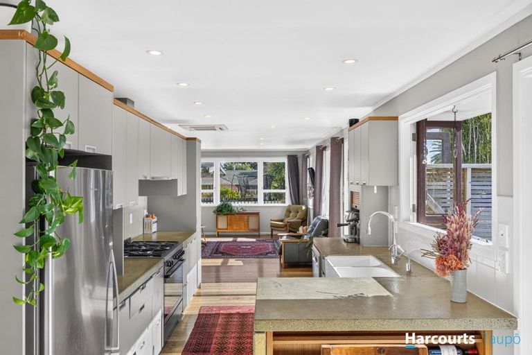 Photo of property in 1/34 Tamatea Road, Taupo, 3330