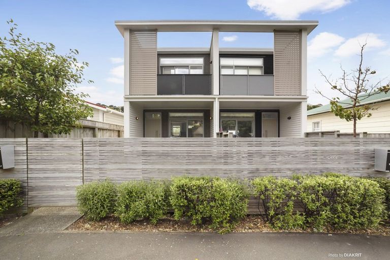 Photo of property in 6/59 The Parade, Island Bay, Wellington, 6023