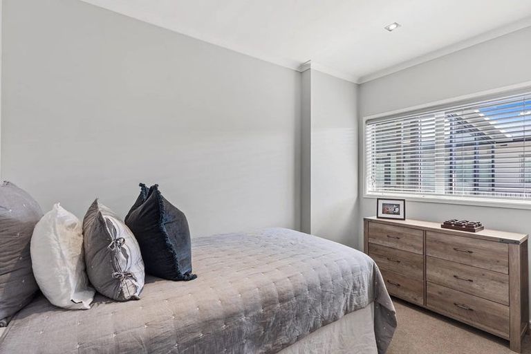 Photo of property in Mooring Apartments, 304/277 Maunganui Road, Mount Maunganui, 3116