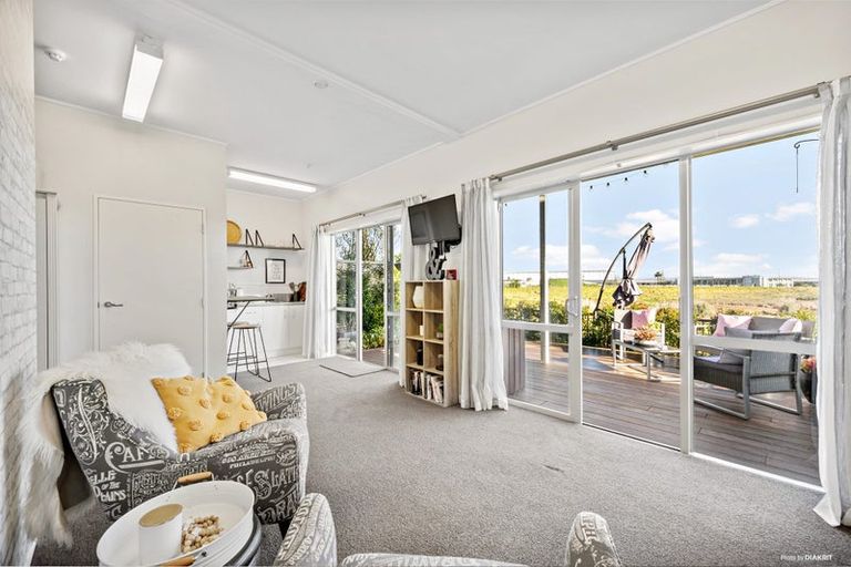 Photo of property in 8/15 Bishop Lenihan Place, East Tamaki, Auckland, 2013