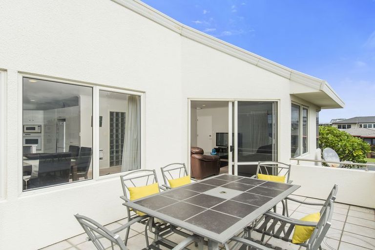 Photo of property in 437b Oceanbeach Road, Mount Maunganui, 3116