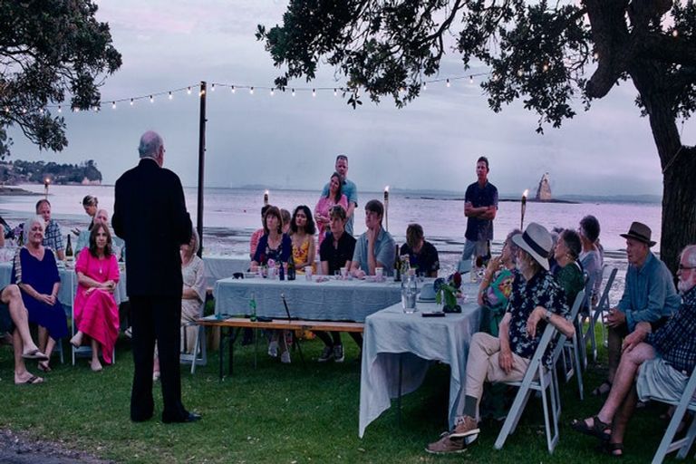 Photo of property in 18 Matakatia Parade, Matakatia, Whangaparaoa, 0930