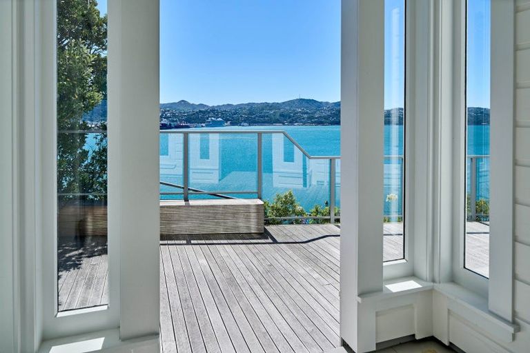 Photo of property in 3 Maida Vale Road, Roseneath, Wellington, 6011