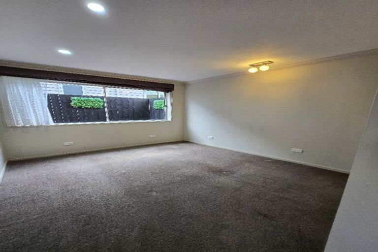 Photo of property in 10 Tercel Place, Sunnyhills, Auckland, 2010