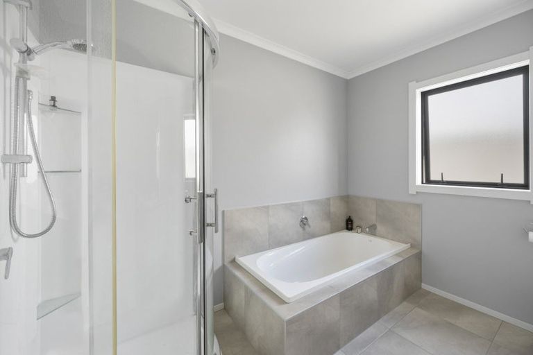 Photo of property in 86 King Street, Taradale, Napier, 4112