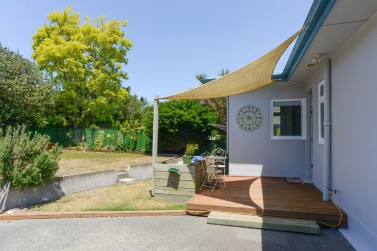 Photo of property in 5 Milton Terrace, Hospital Hill, Napier, 4110