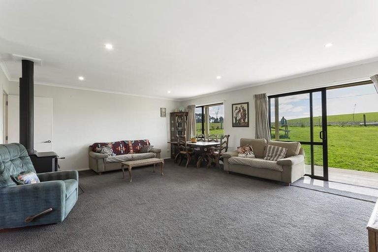 Photo of property in 163 Akatore Road, Taieri Beach, Brighton, 9091