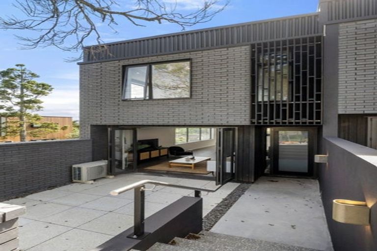 Photo of property in 14/32 Dudley Road, Mission Bay, Auckland, 1071