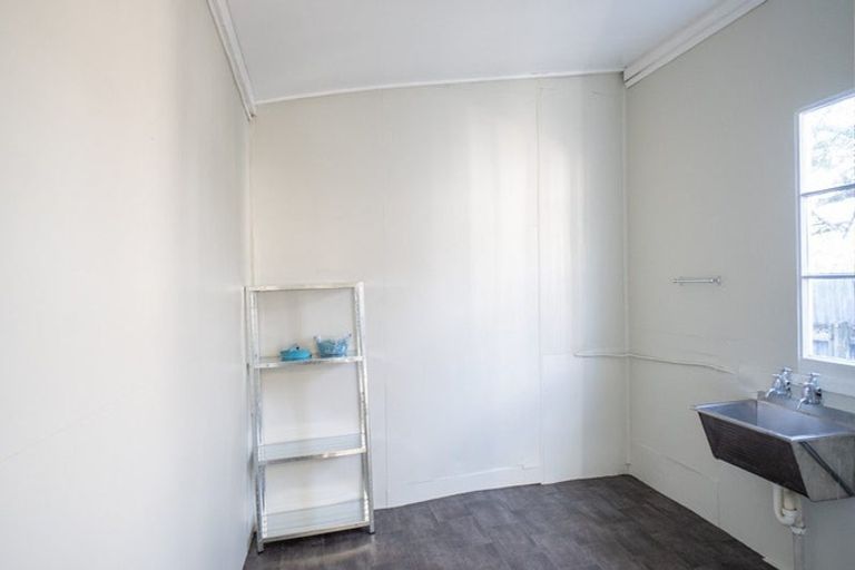 Photo of property in 35 West Street, West End, Palmerston North, 4412