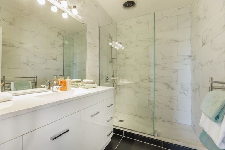 Photo of property in 65 Churchill Road, Murrays Bay, Auckland, 0630