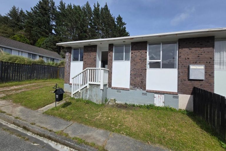 Photo of property in 2/47 Stockdale Street, Wainuiomata, Lower Hutt, 5014