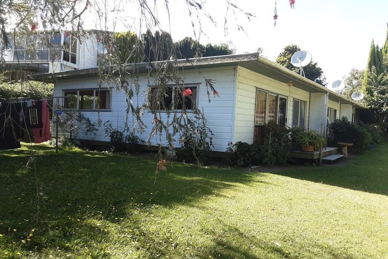 Photo of property in 1 Nevada Drive, Merrilands, New Plymouth, 4312