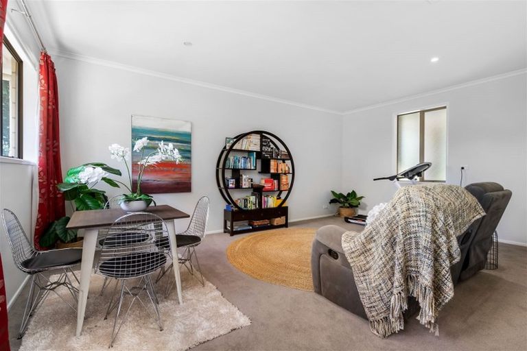 Photo of property in 18 Murray Way, Waimauku, 0812