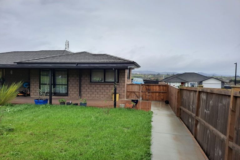 Photo of property in 6 Ulcoats Lane, Pokeno, 2402