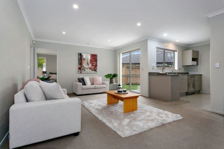 Photo of property in 16 Jasmine Place, Cambridge, 3434