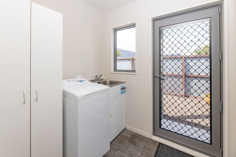 Photo of property in 1/49 Castletown Place, New Brighton, Christchurch, 8083