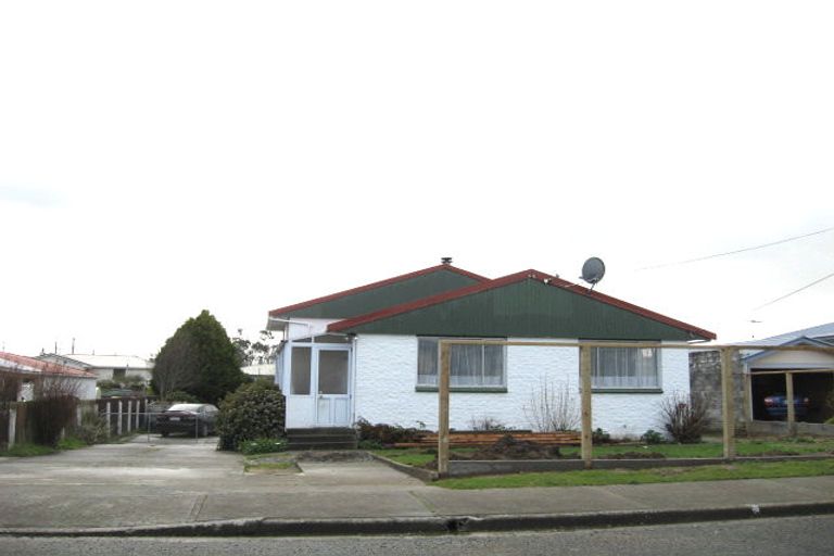 Photo of property in 24 Cargill Street, Waikiwi, Invercargill, 9810